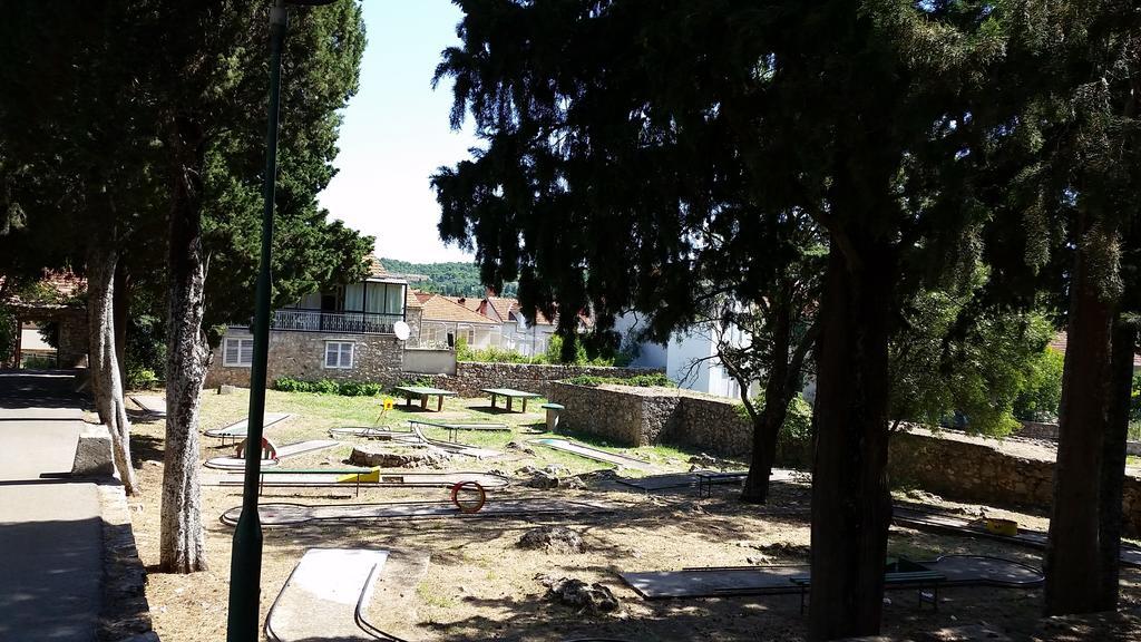 Bungalows Jurjevac Stari Grad  Zimmer foto