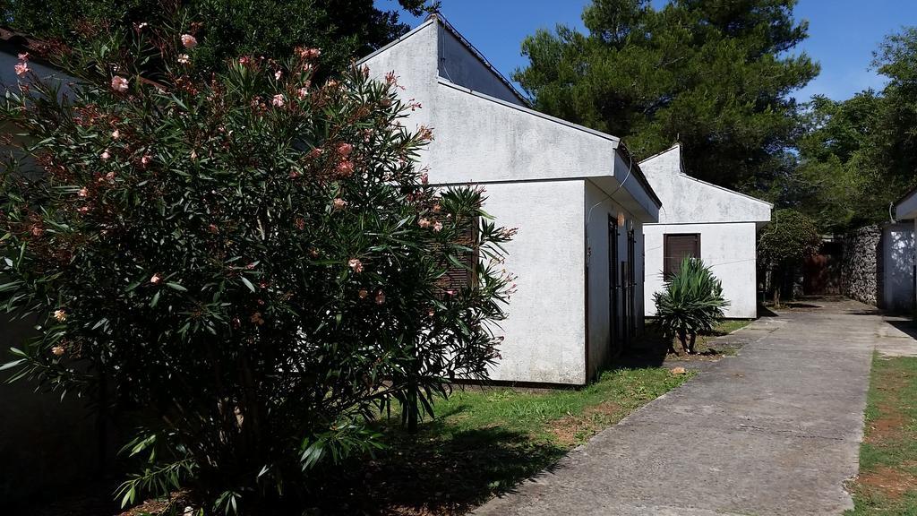 Bungalows Jurjevac Stari Grad  Zimmer foto